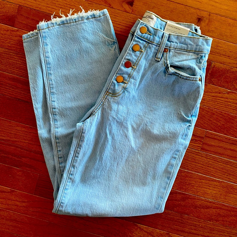 Universal Thread new with tags vintage jeans.
